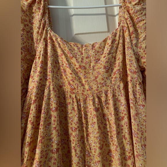 Midi dress - Picture 3 of 4